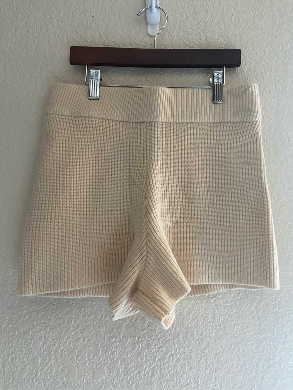 High-Waist Knit Shorts in Cream
